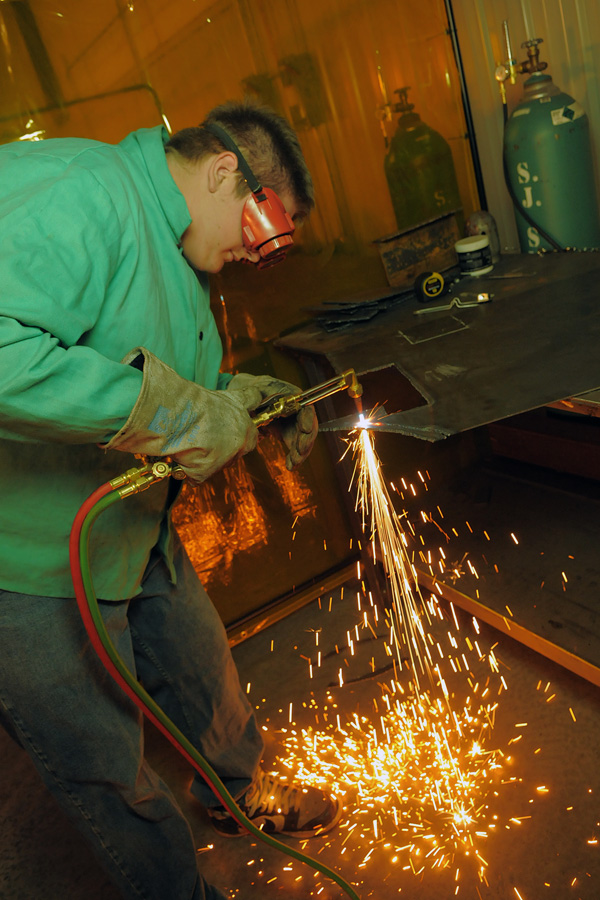 Area Manufacturers Hiring Skilled Workers